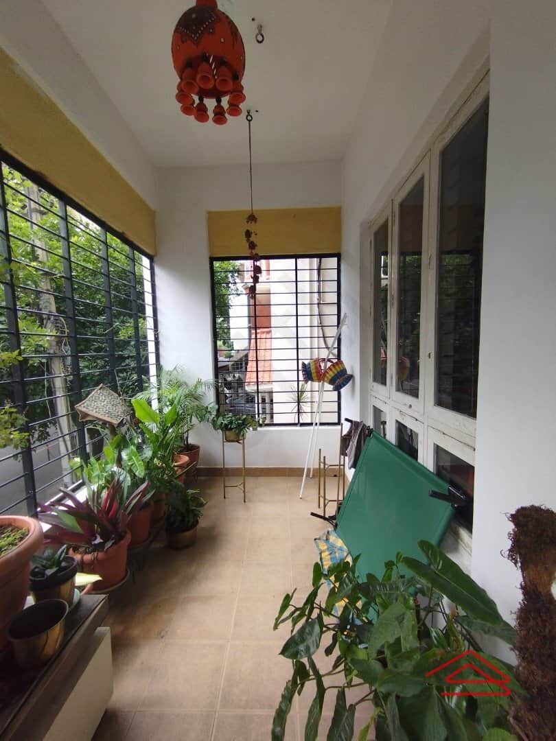 Sub Unit : balconies 1