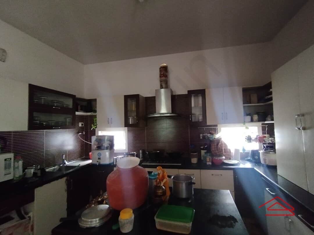 Sub Unit : kitchens 1