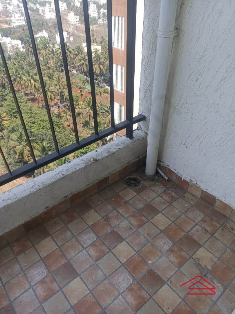 Balcony 2