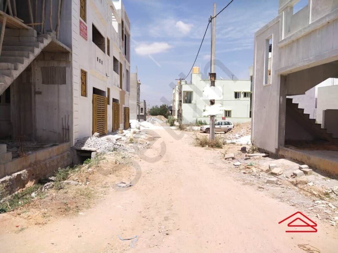 Unit:  Approach Road