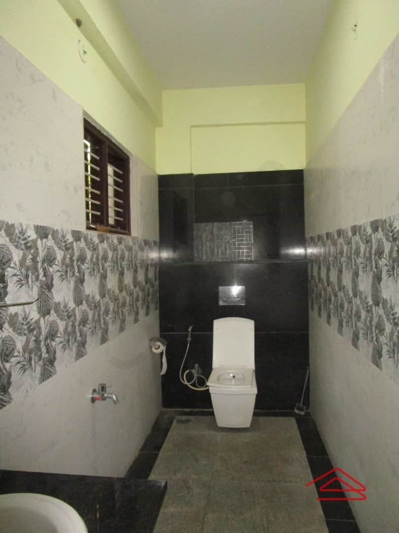 Sub Unit : bathrooms 1