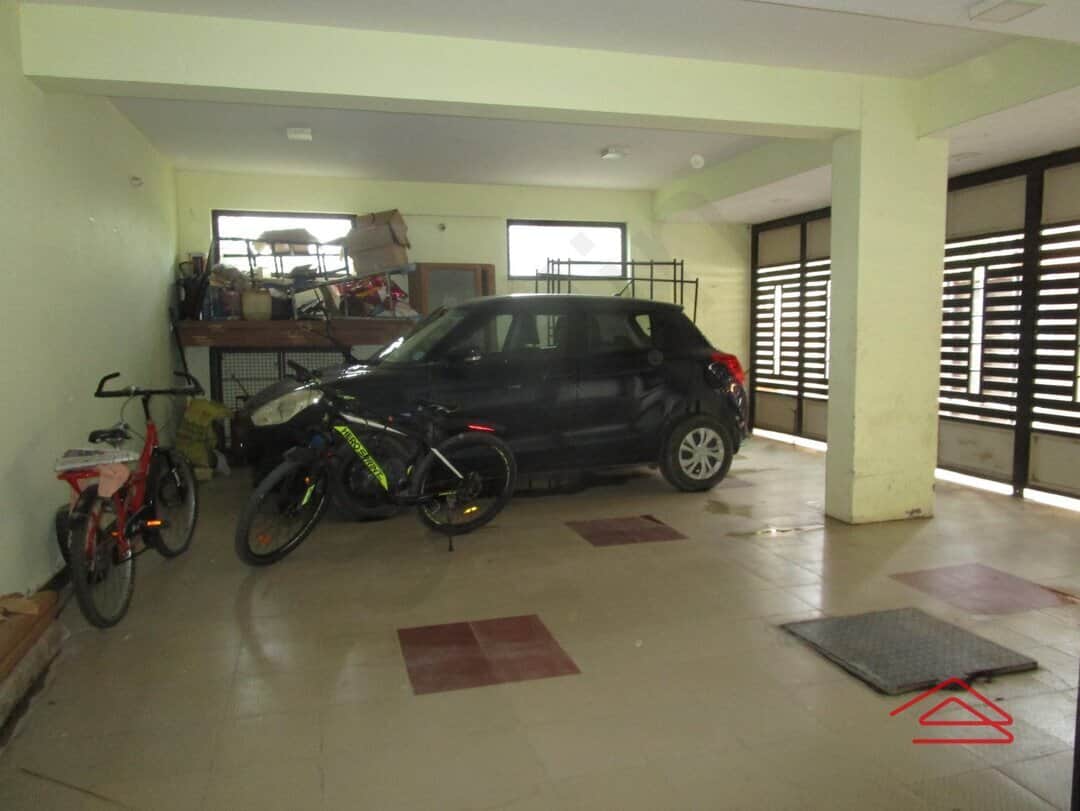 Sub Unit : parkings 1