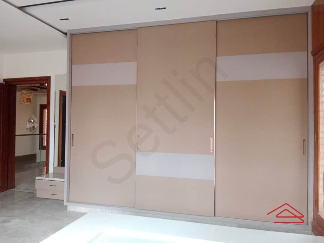 Sub Unit : bedrooms 4