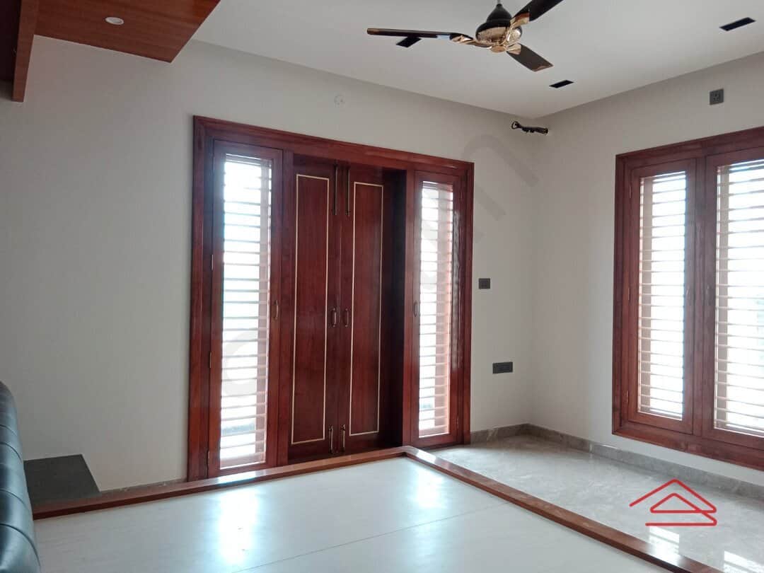 Sub Unit : bedrooms 3