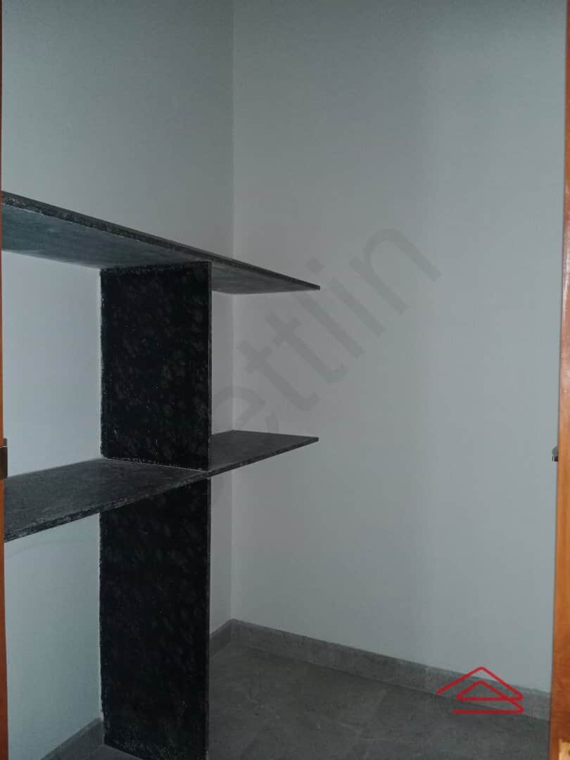 Sub Unit : storeRooms 1