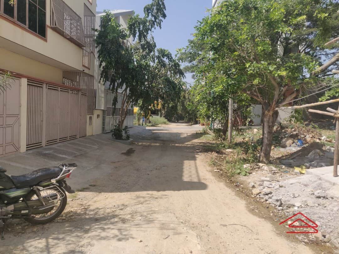 Unit:  Approach Road