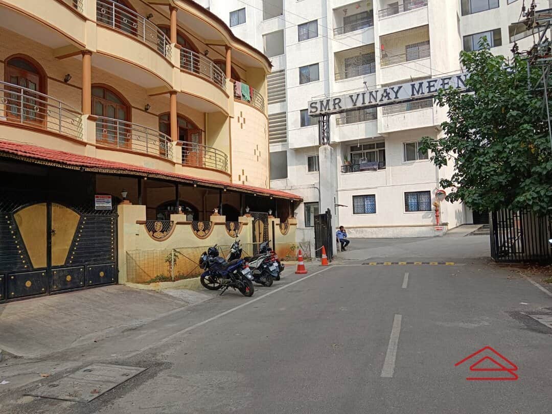 Unit:  Approach Road