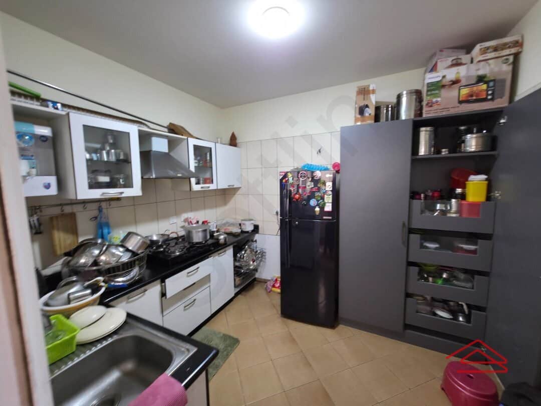 Kitchen 1