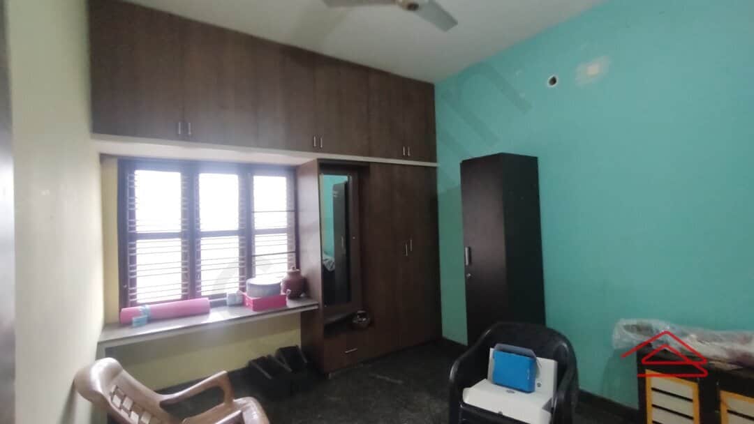 Sub Unit : bedrooms 1