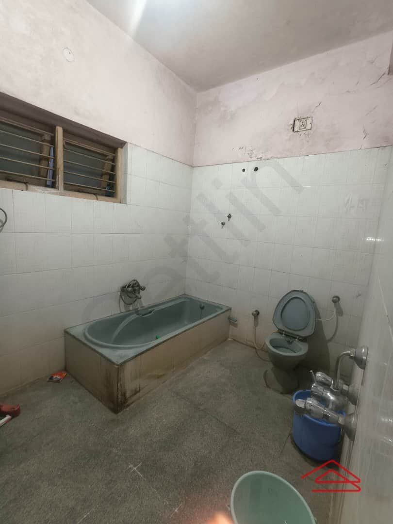 bathrooms-aRPs.jpg