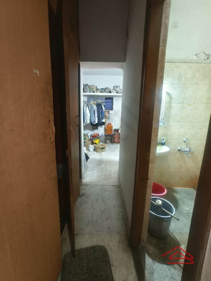 bedrooms-5B42.jpg