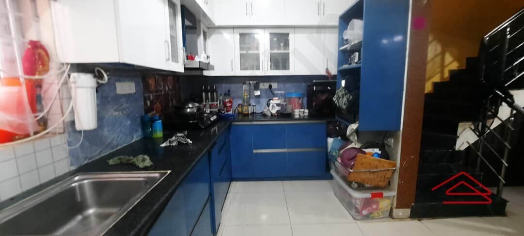 Kitchen 1