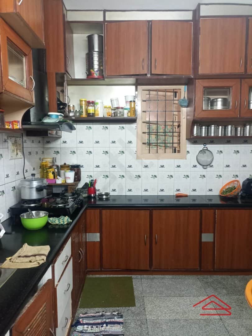 Kitchen 1