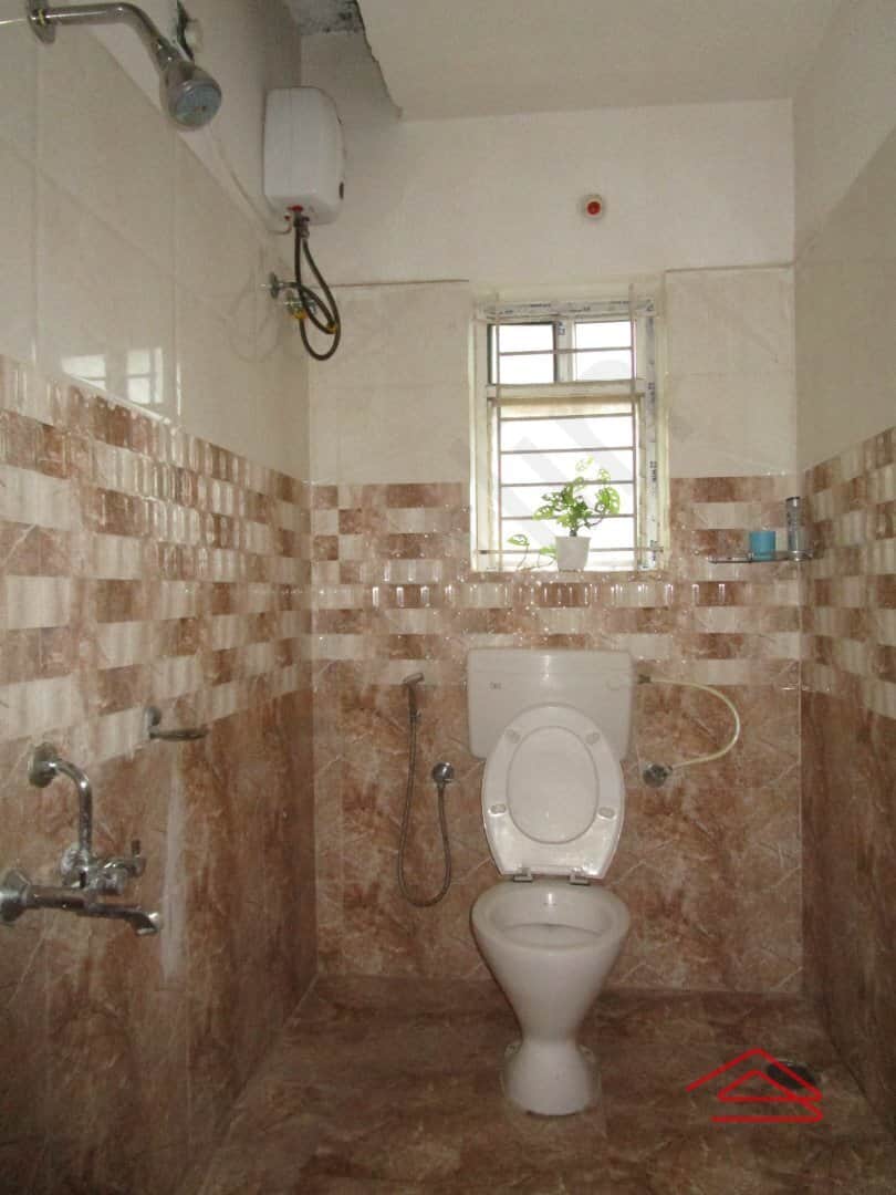 bathrooms-fZik.jpg