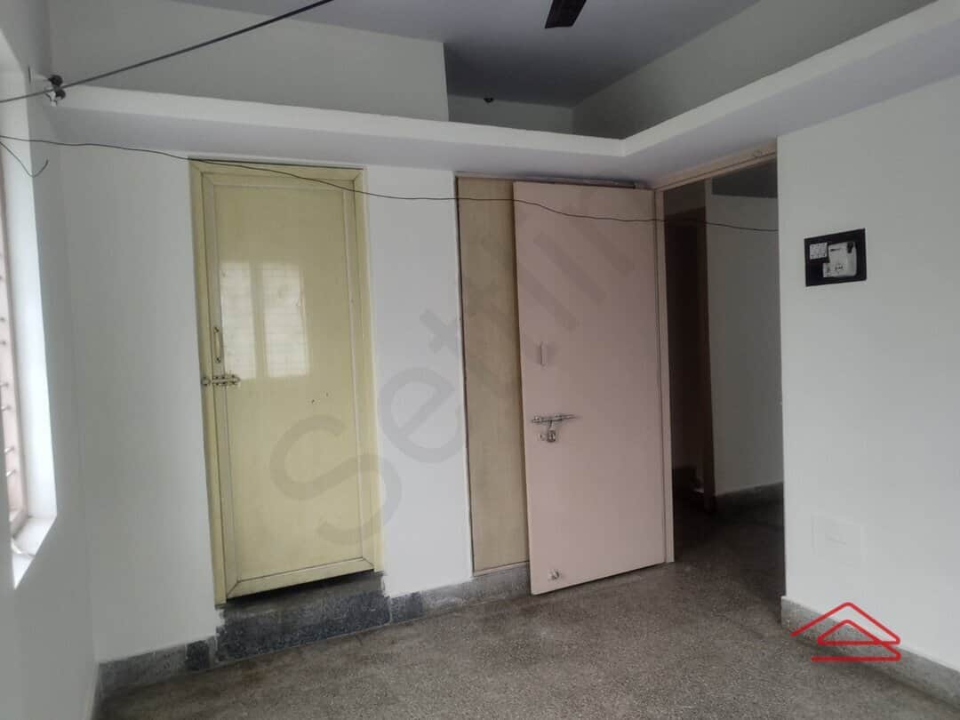 Sub Unit : bedrooms 4