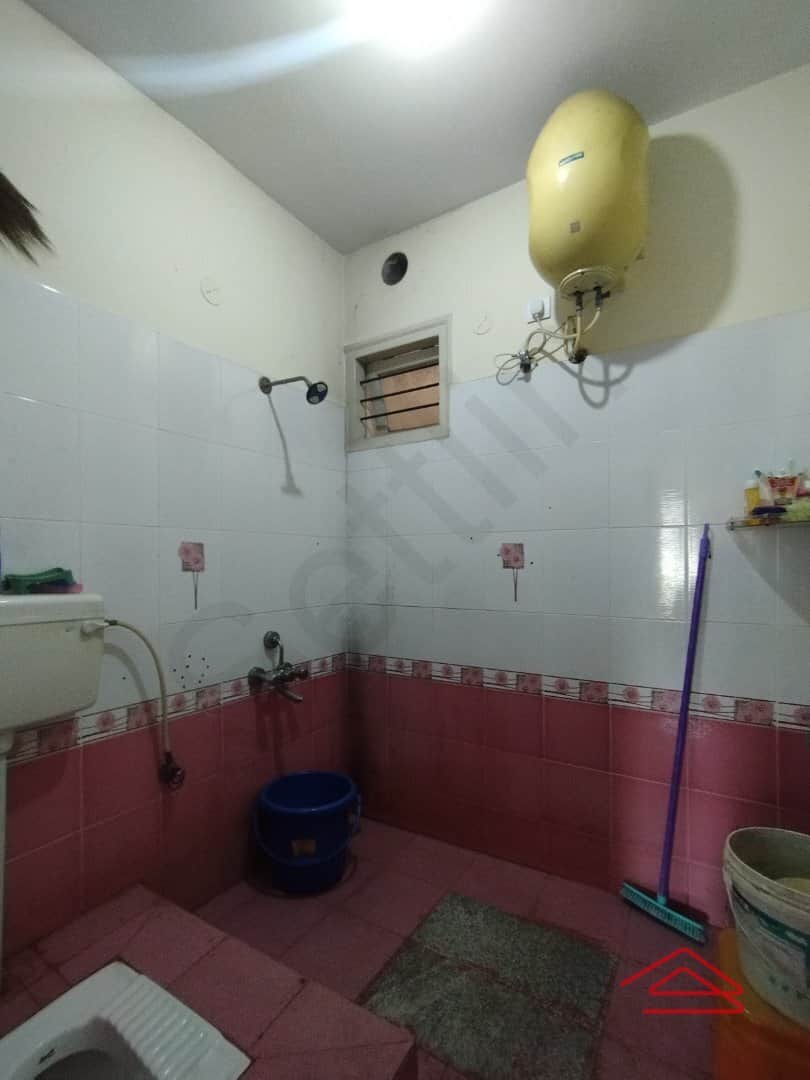 Sub Unit : bathrooms 2