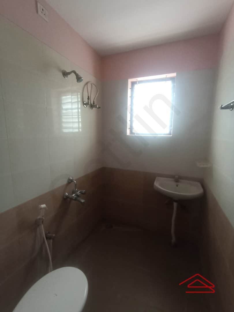 Sub Unit : bathrooms 1