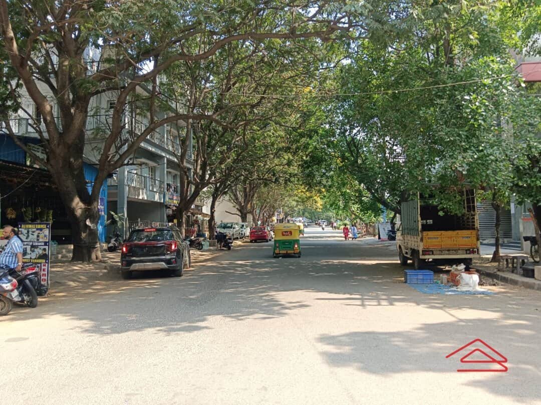 Unit:  Approach Road