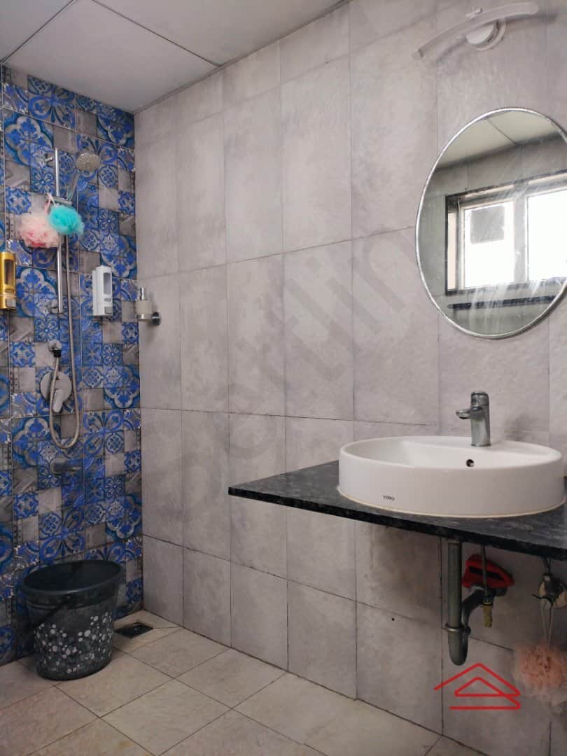 Bathroom 4