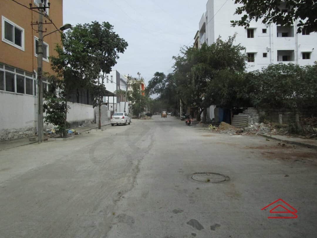 Unit:  Approach Road