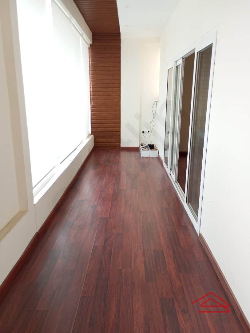 Sub Unit : balconies 1