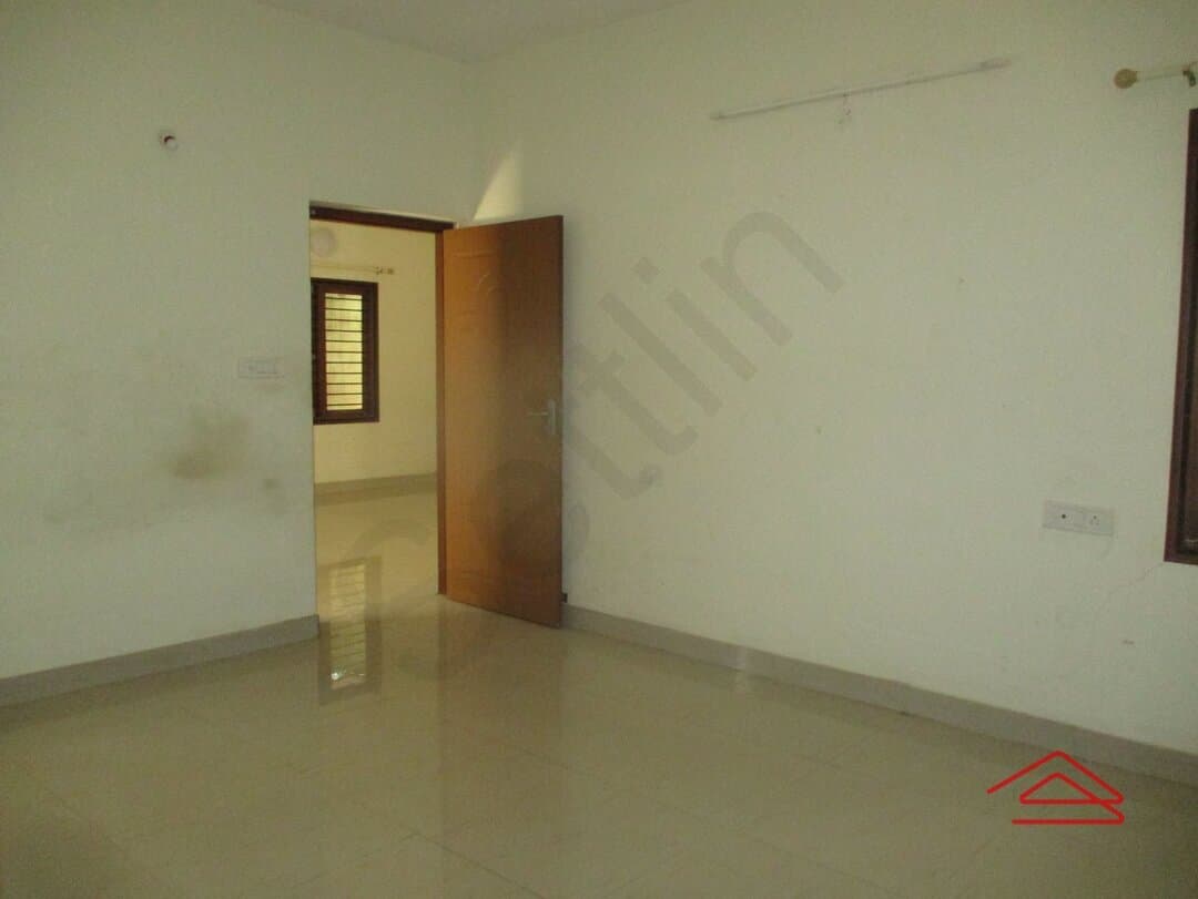 bedrooms-KtcT.jpg