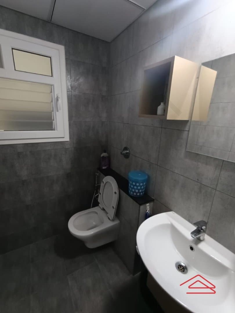 Bathroom 2