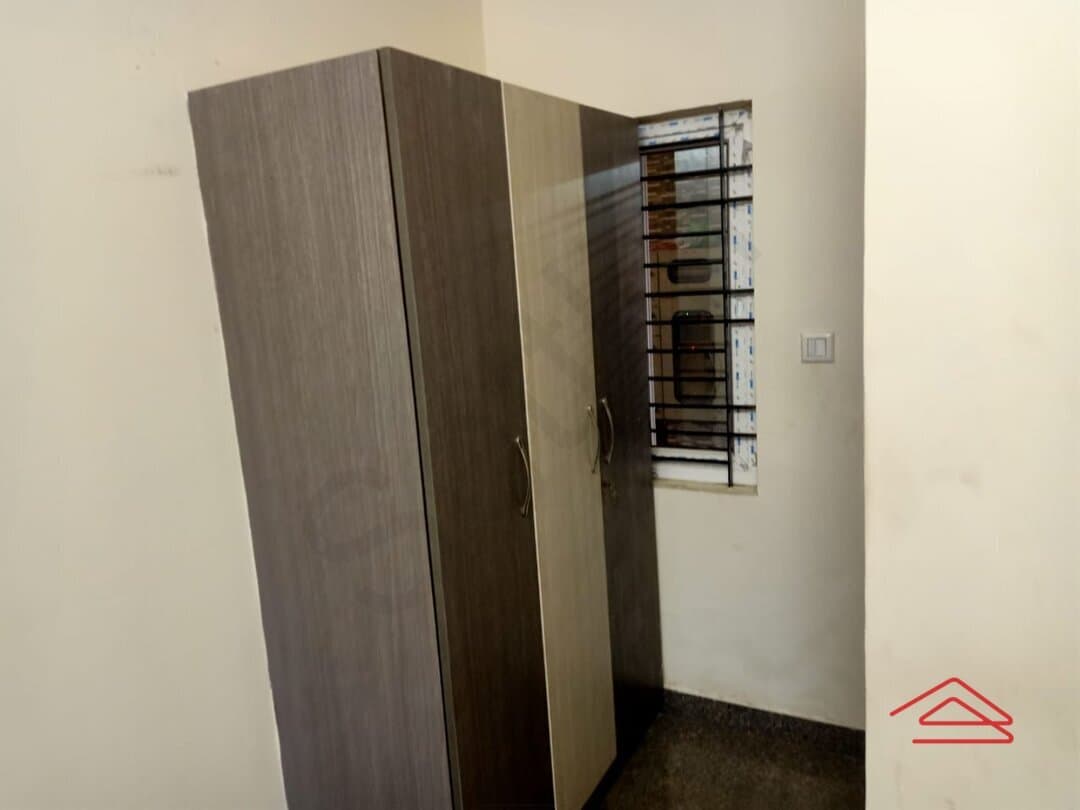 bedrooms-6W7D.jpg
