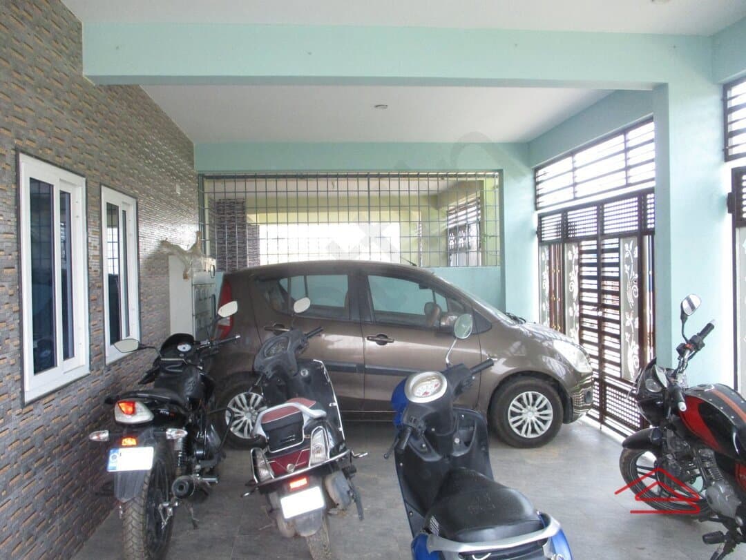 parkings-nnJs.jpg