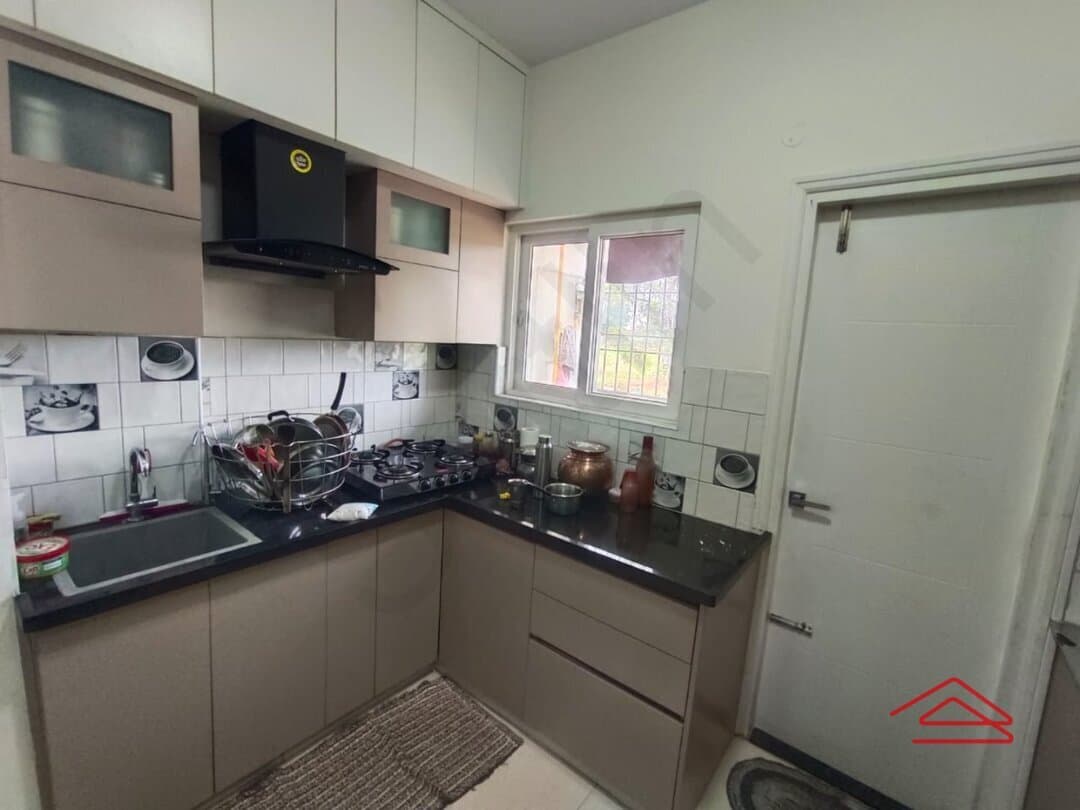 Kitchen 1