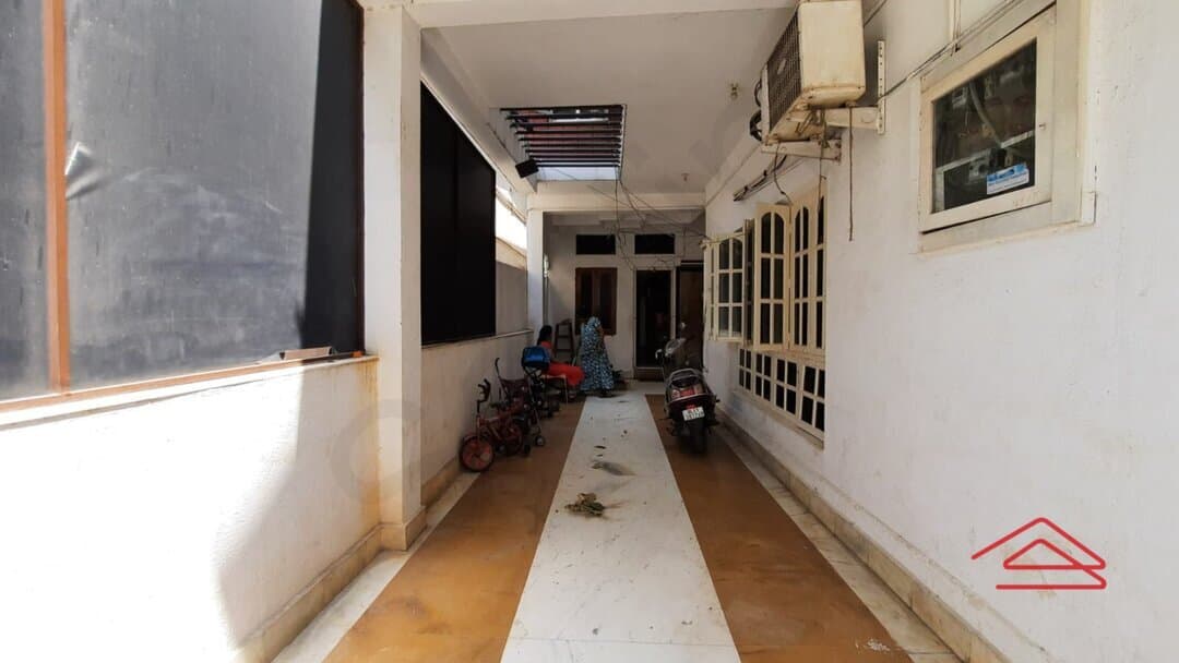 parkings-bqRf.jpg