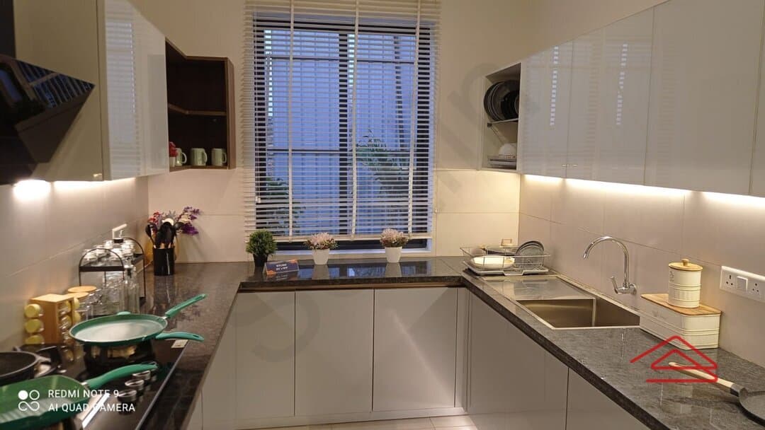 Kitchen 1