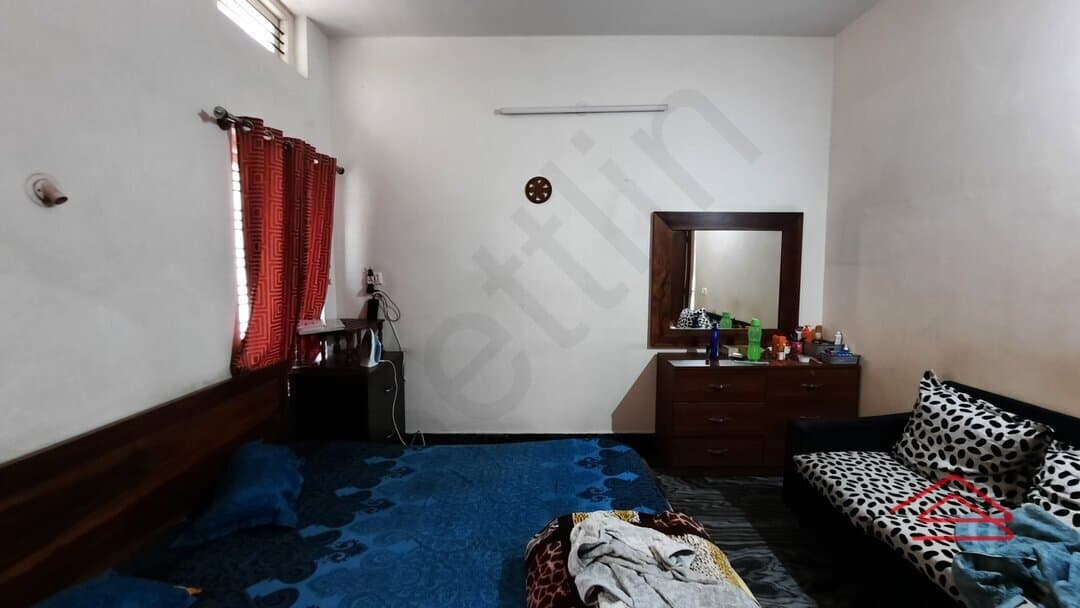 bedrooms-E5P9.jpg