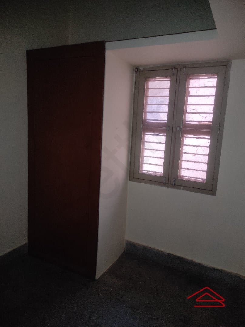 bedrooms-u2uY.jpg
