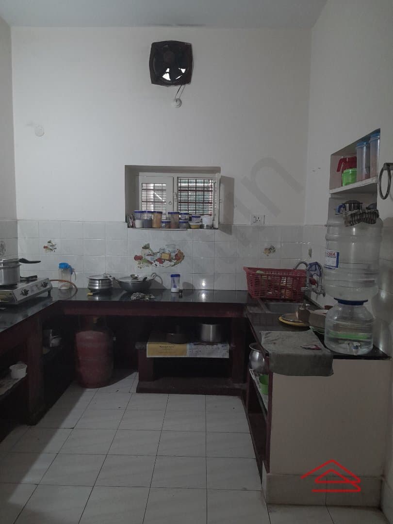 kitchens-qTEE.jpg