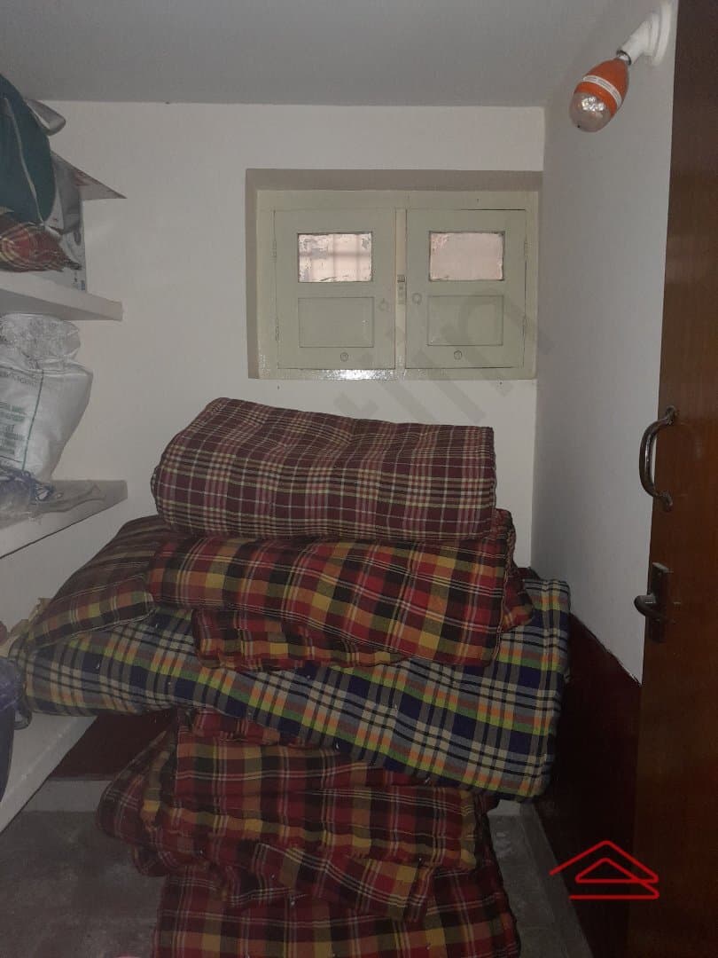 storeRooms-7yh9.jpg