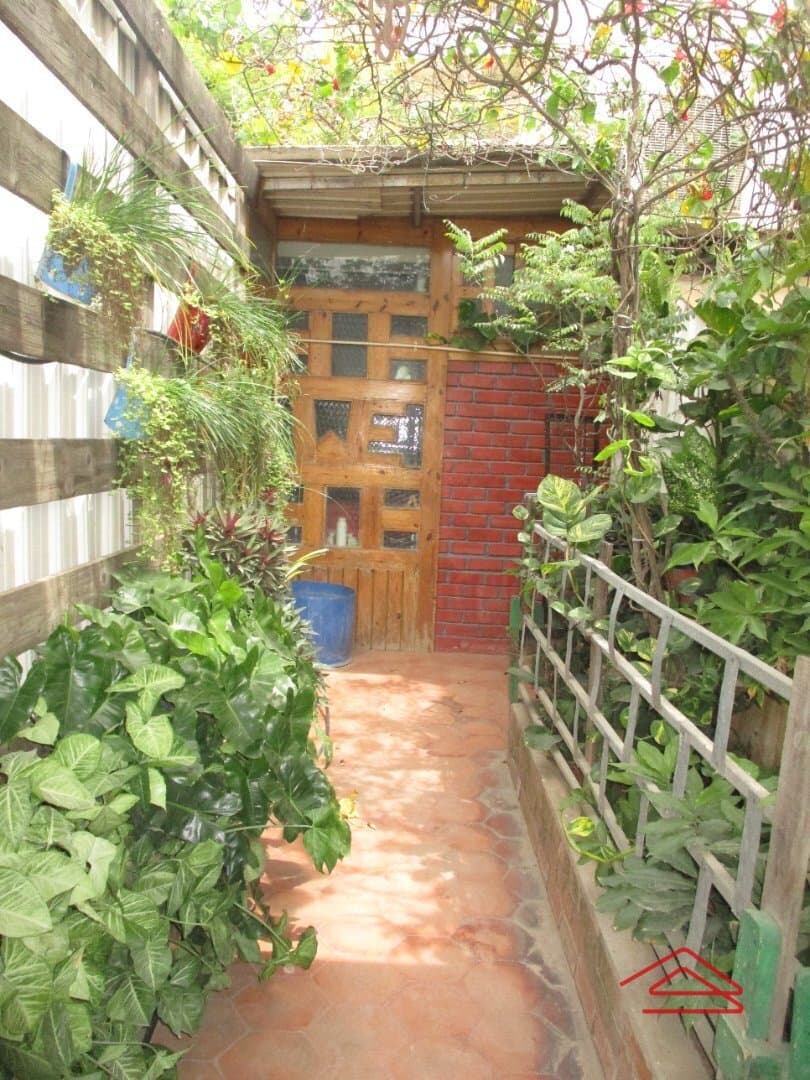 gardens-NZvd.jpg