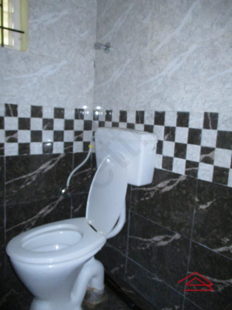 bathrooms-QZSA.jpg