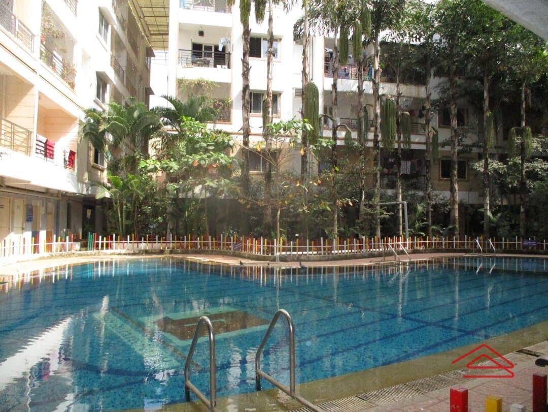 Project: SwimmingPool