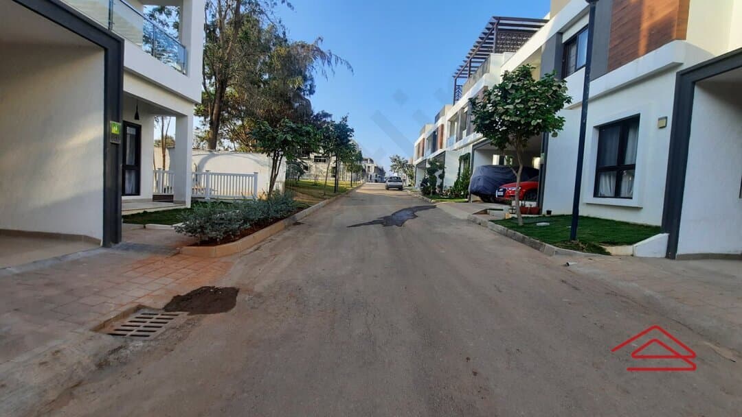 ApproachRoad
