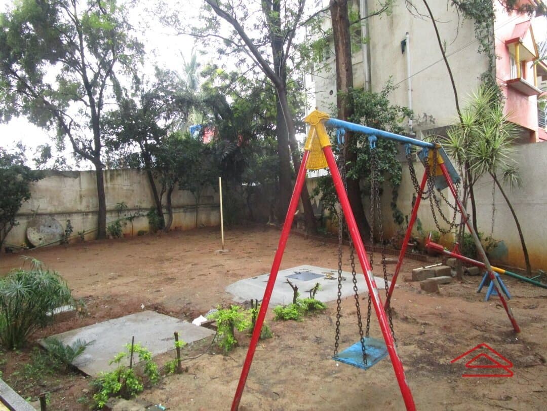 Project: KidsPlayArea