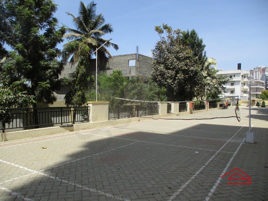 Project: Basketballcourt