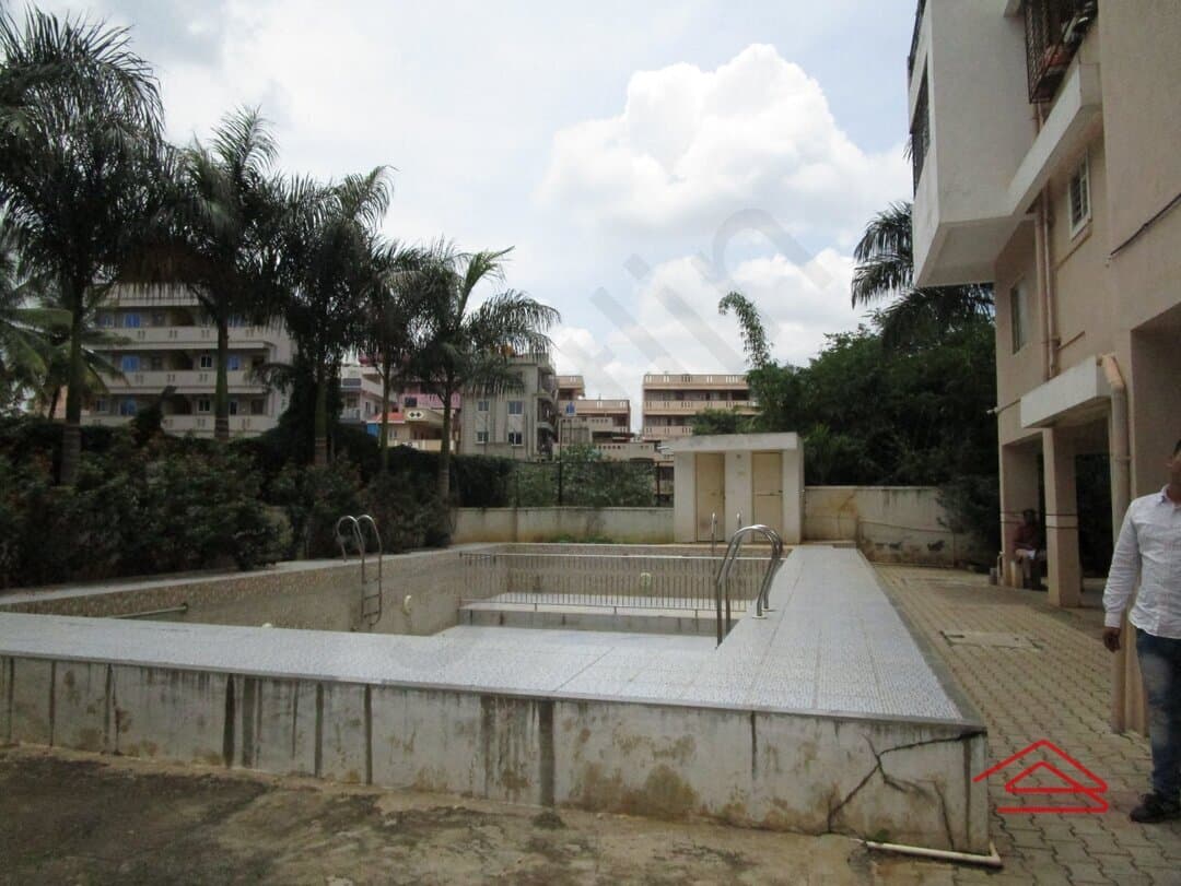 Project: SwimmingPool