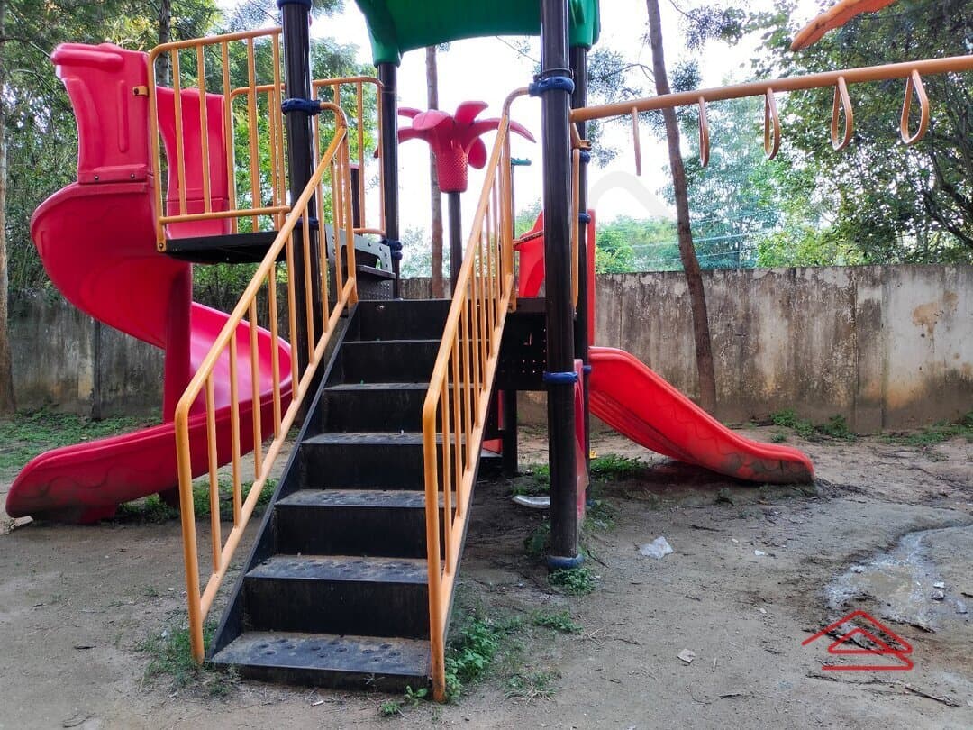 Project: KidsPlayArea
