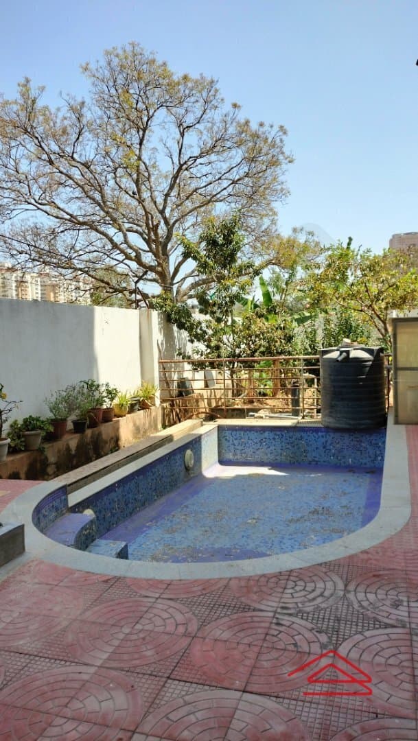 Project: SwimmingPool