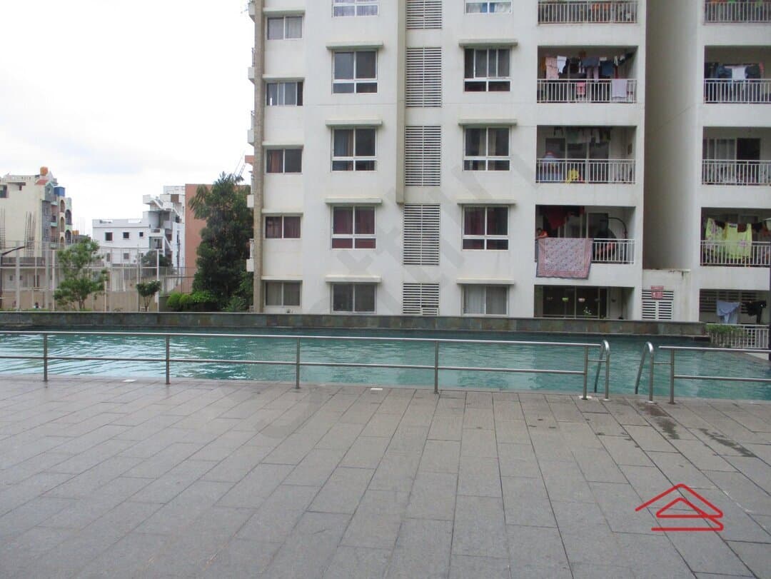 Project: SwimmingPool