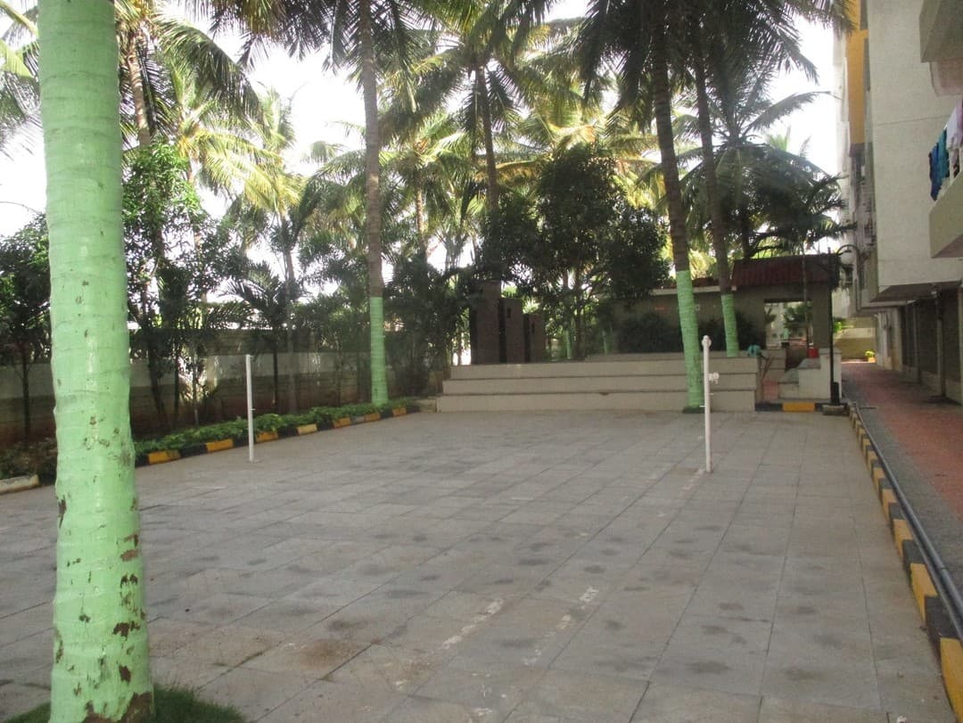 Project: BadmintonCourt