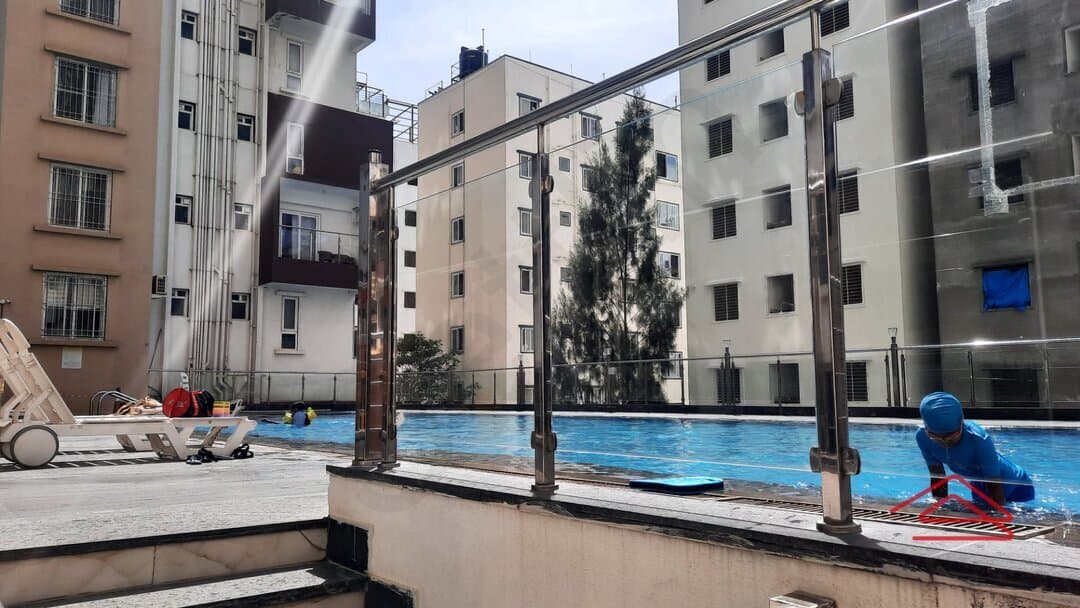 Project: SwimmingPool