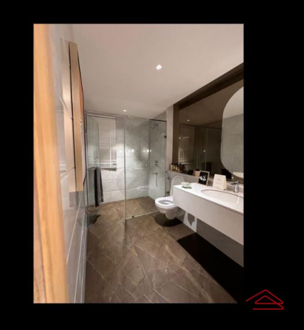 Model Flat