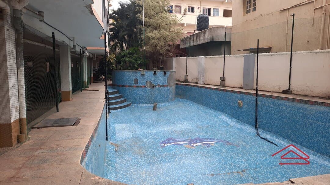 Project: Swimmingpool